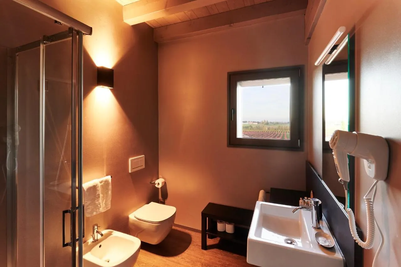 Agriturismo La Razza Reggio d'Emilie 0*,